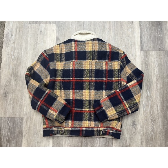 Levi's Women's Limited Edition Wool Blend Plaid Sherpa Trucker Jacket Size S - Picture 3 of 3